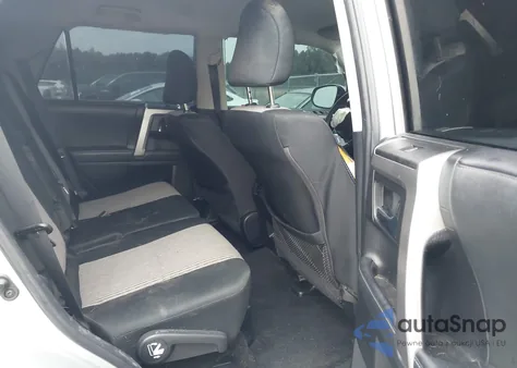 2021 Toyota 4Runner Sr5 z USA, uszkodzony, nr VIN JTEEU5JR6M5240081